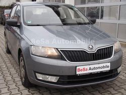 Grau Gebraucht 2013 Skoda Rapid Active Limousine | 3.290 € (Etwas zu teuer)