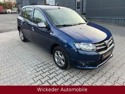 Blau Gebraucht 2015 Dacia Sandero Celebration Kleinwagen | 7.490 € (Fairer Preis)