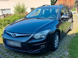 Schwarz Gebraucht 2011 Hyundai i30 Classic Kombi | 3.000 € (Guter Preis)