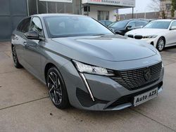 Grau Gebraucht 2025 Peugeot 308 Allure Limousine | 25.750 € (Guter Preis)