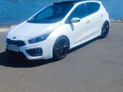 Weiß Gebraucht 2016 Kia Ceed GT-Track Limousine | 10.500 € (Superpreis)
