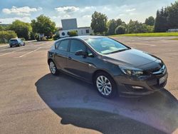 Grau Gebraucht 2013 Opel Astra Active Limousine | 5.800 € (Guter Preis)