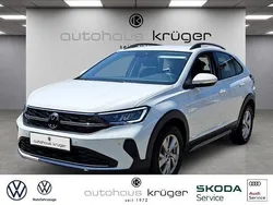 Weiss Gebraucht 2024 VW Taigo Life SUV | 21.450 € (Etwas zu teuer)