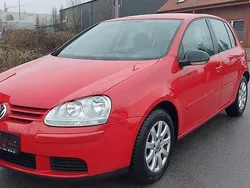 Rot Gebraucht 2006 VW Golf V Trendline Limousine | 2.450 € (Superpreis)