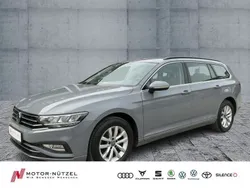 Grau Gebraucht 2022 VW Passat Business Kombi | 18.890 € (Fairer Preis)