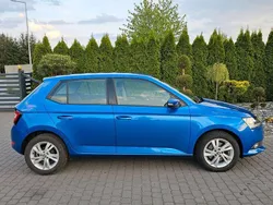 Blau Gebraucht 2016 Skoda Fabia Ambition Limousine | 7.700 € (Guter Preis)