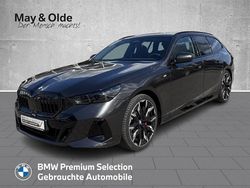 Grau Gebraucht 2025 BMW 520 M Sport Kombi | 48.990 € (Superpreis)