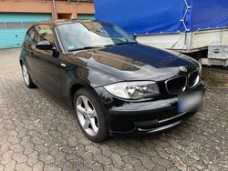 Schwarz Gebraucht 2007 BMW 118 Coupé Coupé | 4.100 € (Fairer Preis)