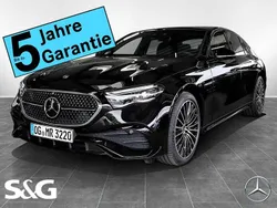 Metalliclack obsidianschwarz Gebraucht 2025 Mercedes E220 AMG Limousine | 67.499 €