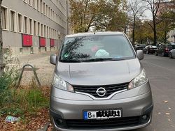 Grau Gebraucht 2018 Nissan Evalia Tekna Van / Kleinbus | 13.000 € (Guter Preis)