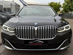 Grau Gebraucht 2019 BMW 740 Performance Limousine | 51.750 €
