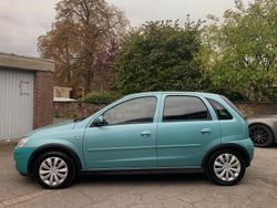 Blau Gebraucht 2004 Opel Corsa Kleinwagen | 2.650 € (Fairer Preis)