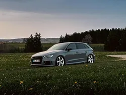 Grau Gebraucht 2018 Audi RS3 Kleinwagen | 31.500 € (Guter Preis)