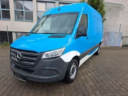 Himmelblau Gebraucht 2022 Mercedes Sprinter Van | 28.390 € (Fairer Preis)