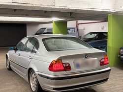 Silber Gebraucht 2000 BMW 320 Limousine | 2.549 € (Guter Preis)