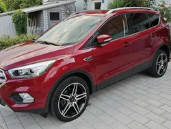 Rot Gebraucht 2019 Ford Kuga Titanium SUV | 18.850 € (Superpreis)