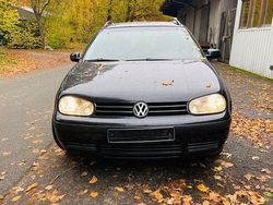 Schwarz Gebraucht 2005 VW Golf IV Ocean Kombi | 1.499 € (Fairer Preis)