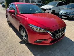Rot Gebraucht 2018 Mazda 3 Prime-Line Limousine | 12.900 € (Fairer Preis)