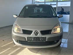 Grau Gebraucht 2006 Renault Scénic II Exception Van / Kleinbus | 2.990 € (Fairer Preis)