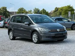 Indiumgrau metallic Gebraucht 2018 VW Touran Comfortline Van / Kleinbus | 13.390 € (Guter Preis)