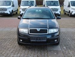 Schwarz Gebraucht 2007 Skoda Fabia Ambiente Kleinwagen | 1.290 € (Etwas zu teuer)