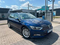 Blau Gebraucht 2019 VW Passat Kombi | 12.200 € (Fairer Preis)
