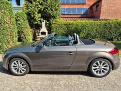 Grau Gebraucht 2012 Audi TT Roadster Sport Cabrio | 12.700 € (Guter Preis)