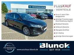 Obsidianschwarz Gebraucht 2024 Ford Focus Titanium X Kombi | 24.990 € (Guter Preis)