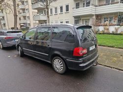 Schwarz Gebraucht 2007 VW Sharan Van / Kleinbus | 2.850 € (Fairer Preis)