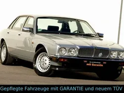 Silber Gebraucht 1990 Jaguar XJ40 Limousine | 7.499 €