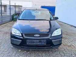 Schwarz Gebraucht 2006 Ford Focus Kombi | 2.490 € (Guter Preis)