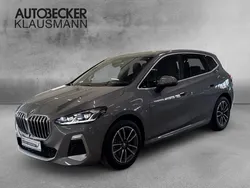 Grau Gebraucht 2024 BMW 218 Active Tourer M Sport Van / Kleinbus | 38.896 € (Fairer Preis)