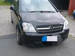 Schwarz Gebraucht 2004 Opel Meriva Van / Kleinbus | 1.250 € (Fairer Preis)
