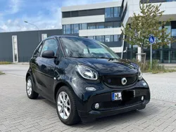 Schwarz Gebraucht 2019 Smart ForTwo Electric Drive Cabrio | 10.990 € (Fairer Preis)