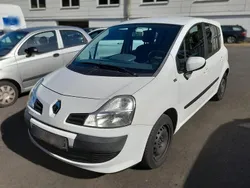 Weiß Gebraucht 2013 Renault Grand Modus Van / Kleinbus | 4.490 € (Fairer Preis)