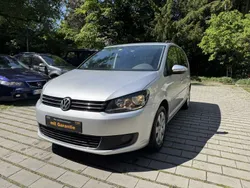 Silber Gebraucht 2012 VW Touran Comfortline Van / Kleinbus | 7.700 € (Fairer Preis)