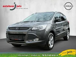Grau Gebraucht 2016 Ford Kuga SUV | 10.990 € (Guter Preis)