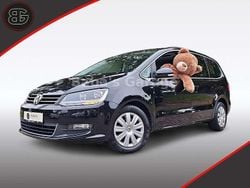 Schwarz Gebraucht 2015 VW Sharan Cup Van / Kleinbus | 14.490 € (Superpreis)