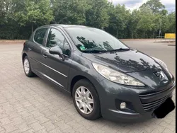 Grau Gebraucht 2010 Peugeot 207 Urban Move Limousine | 3.000 € (Fairer Preis)
