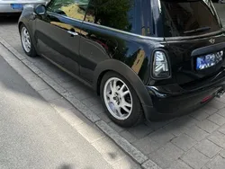 Schwarz Gebraucht 2009 Mini ONE Kleinwagen | 3.500 € (Teuer)