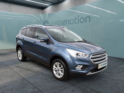 Blau Gebraucht 2020 Ford Kuga Titanium SUV | 21.970 € (Fairer Preis)