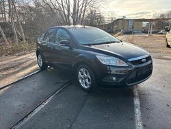 Schwarz Gebraucht 2009 Ford Focus Limousine | 1.900 € (Guter Preis)