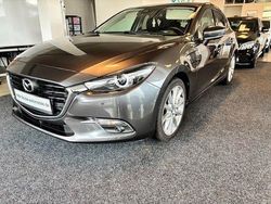 Grau Gebraucht 2018 Mazda 3 Sports-Line Limousine | 13.699 € (Fairer Preis)
