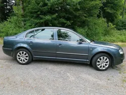 Grau Gebraucht 2007 Skoda Superb Exclusive Limousine | 1.049 € (Superpreis)