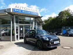 Schwarz Gebraucht 2020 Mini Cooper Chili Kleinwagen | 18.900 € (Etwas zu teuer)
