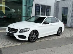Weiß Gebraucht 2016 Mercedes C220 AMG line Limousine | 21.999 € (Etwas zu teuer)