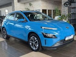 Blau Gebraucht 2021 Hyundai Kona SUV | 15.740 € (Guter Preis)