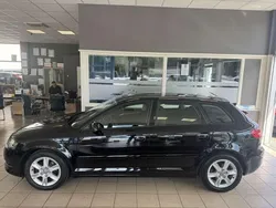 Schwarz Gebraucht 2011 Audi A3 Sportback Ambition Limousine | 8.990 € (Fairer Preis)