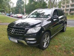 Schwarz Gebraucht 2012 Mercedes ML350 SUV | 16.900 € (Guter Preis)