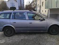 Silber Gebraucht 2004 Opel Astra Kombi | 800 € (Guter Preis)